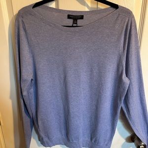 NWT Banana Republic Lightweight Lt purple sweater. Size L